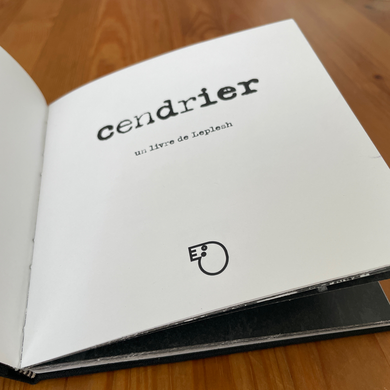 cendrier
livre relié à la main
publié en 2024